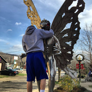 Meet your Posher, Leigh